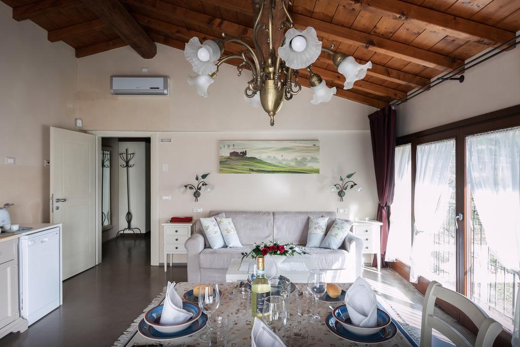 Corte Dei Soavi Suites - Apartments Soave  Bilik gambar